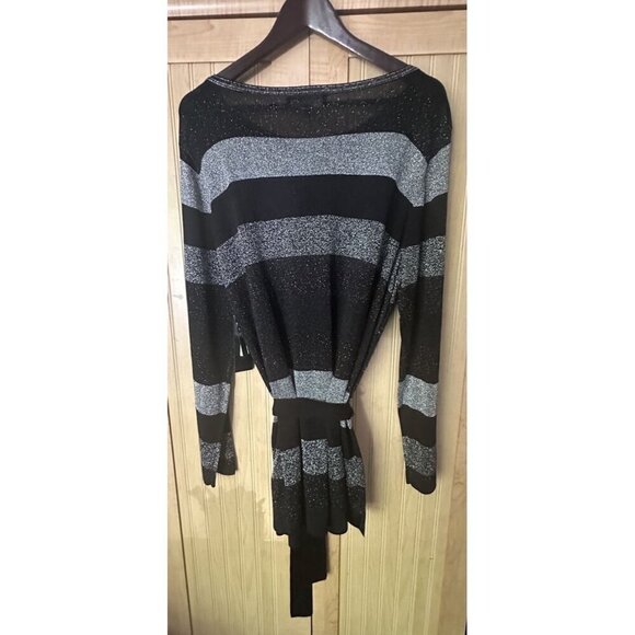 Jones of New York black silver metallic sweater top 3X NWT. No flaws. Gorgeous! - Picture 6 of 6